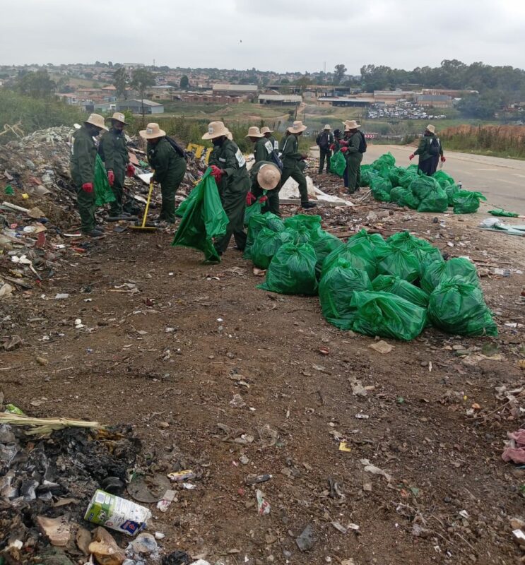 Community pride took centre stage in Honeydew this week as Soulbent Project volunteers gathered for another hands-on neighbourhood clean-up campaign.
