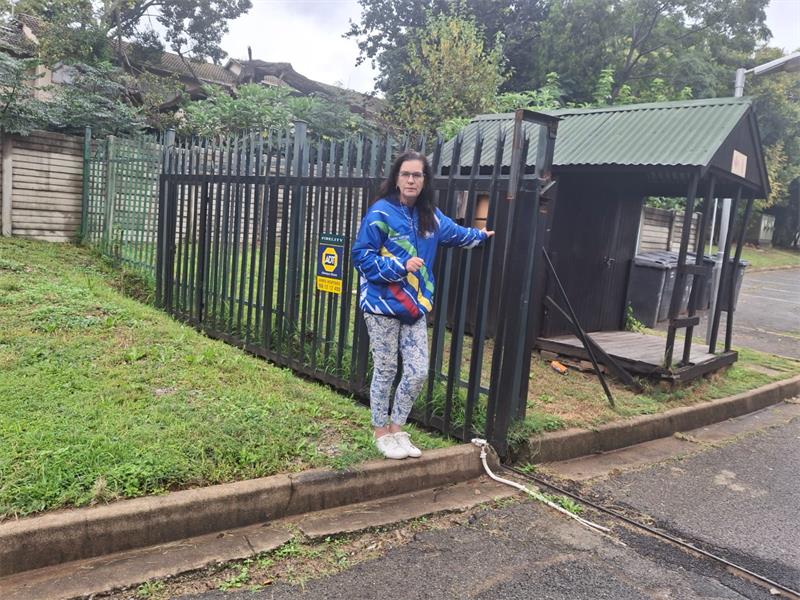 Damaged facilities and absent guards raise urgent concerns about safety and accountability at the Blairgowrie Recreation Centre.