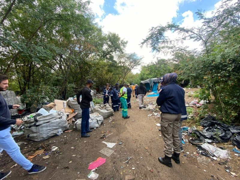 Ward 104 councillor Emi Koekemoer and various City of Johannesburg entities plan to clean up Ferndale Arboretum Bird Sanctuary to get back to a place that the community can enjoy.