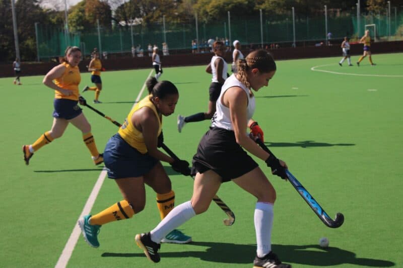 Black Mambas held their nerve despite a slow start and illness concerns to hand MCC Ladies Vixens a 4-0 defeat and maintain their place at the top of the Women's League 004.