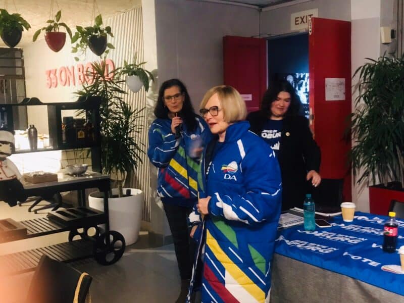Wards 102 and 104 in Randburg held a question-and-answer meeting with Gauteng mayoral candidate Helen Zille, taking her to task over how she plans to fix the city if voted into office.