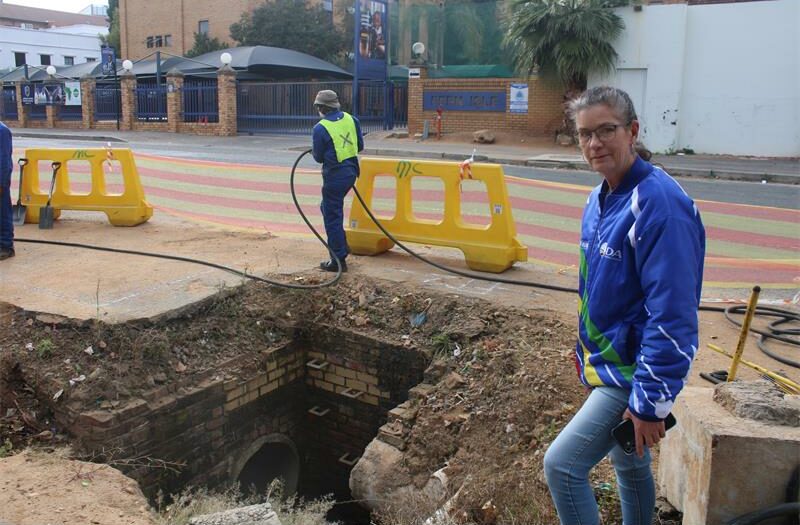 Following multiple bursts on Pretoria Avenue in 2024, Johannesburg Water has left a reinstatement on the road for 2 years.
