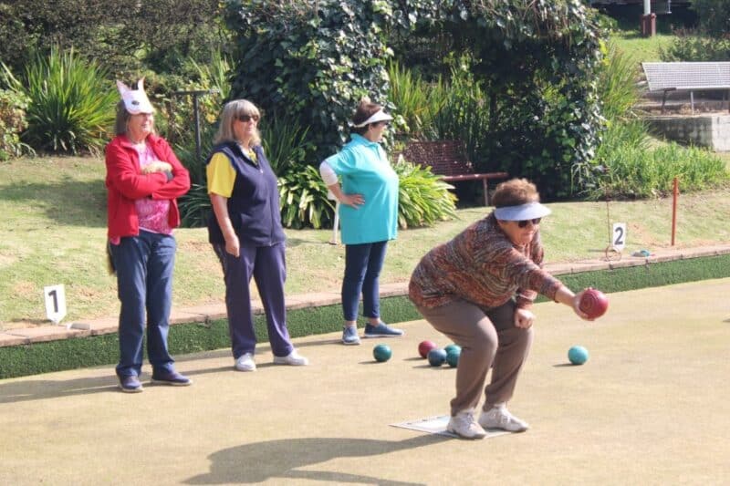 Randburg's Old Parktonian Bowling Club raised funds and donated essential items for residents of the Rhea Foundation during its annual Sheila Fox ladies charity morning.
