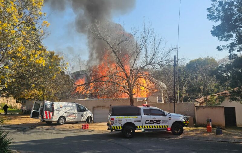 A house on the corner of Kowie and Baleta avenues in Randpark Ridge catches fire, with emergency services attending on June 25. Photo: Supplied