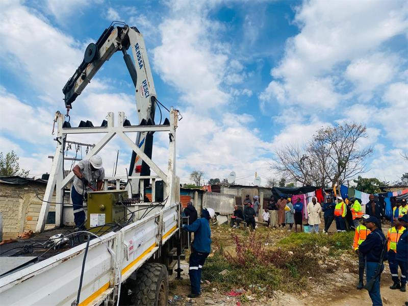 A multi-agency, major operation targeting illegal electricity connections in Msawawa and Kya Sands informal settlement yielded good results, with illegal transformers and connections being dismantled.