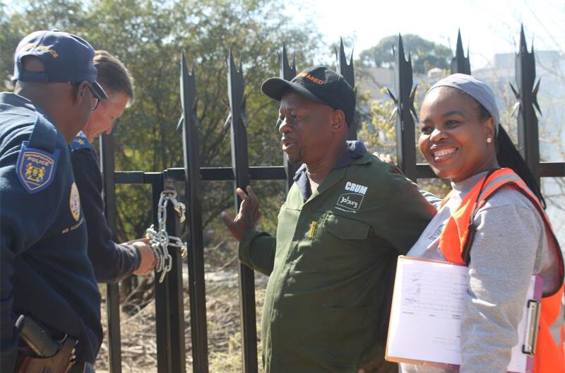 After years of illegal dumping, pollution, and safety concerns, Strijdom Park residents and local businesses are finally breathing a sigh of relief after a massive multi-agency clean-up restored the CR Swart Drive bridge green belt, securing the site for the future.