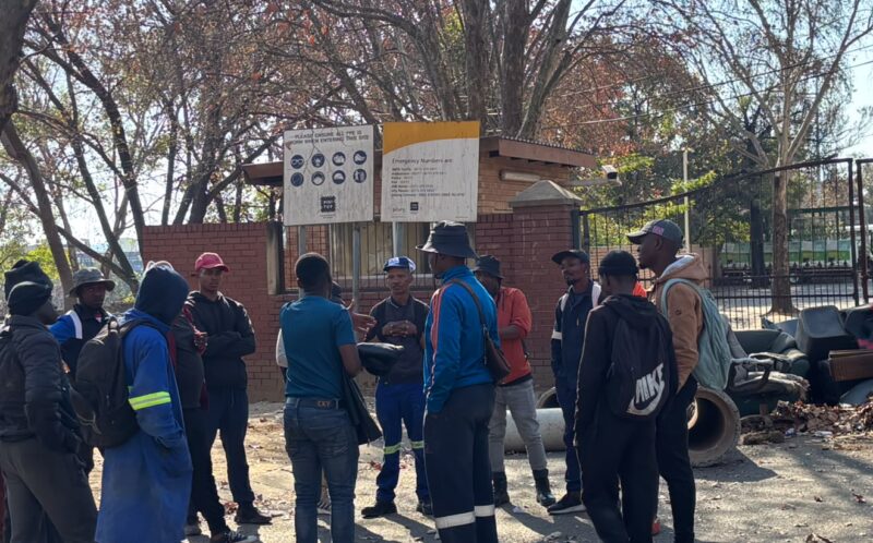Waste collection services have been disrupted at Pikitup's Randburg depot after casual workers embarked on another shutdown.