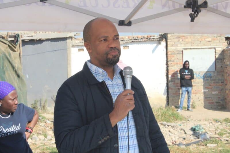 Impact Baby Rescue hosted a vital community event at the Kya Sands sports ground, educating local women about available healthcare, safety, and support services available to them.