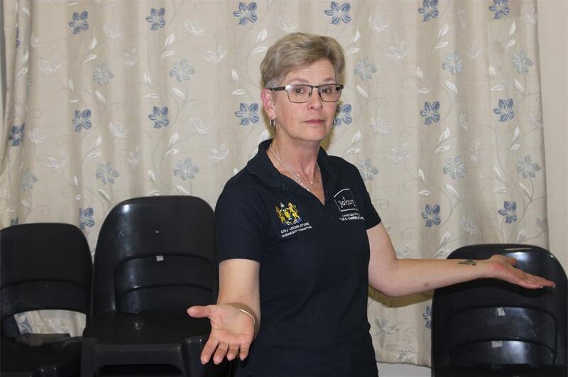 Ward 102 councillor Bea Campbell-Cloete used a community meeting in Ferndale to explain how residents should report service delivery issues and get involved in ward committees.