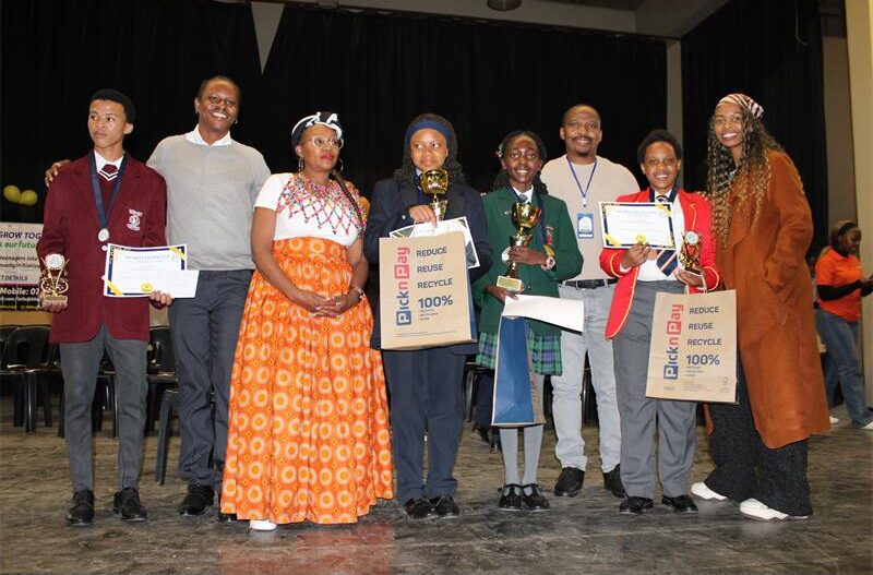 Nerves, tiebreakers and weeks of preparation paid off for two Cosmo City area learners, as they took the top spots at this year's Khula LGT Spelling Bee.