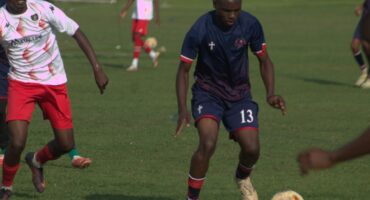 JJ Maluleka controls the ball as Crusaders met Valley in an RCLFA encounter. Photo: Mthulisi Lwazi Khuboni