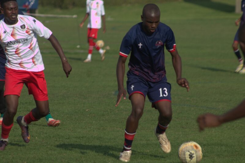 JJ Maluleka controls the ball as Crusaders met Valley in an RCLFA encounter. Photo: Mthulisi Lwazi Khuboni