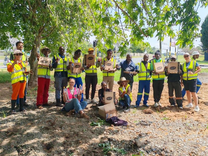 Community initiative mobilises local support, security and supplies to restore key intersection.