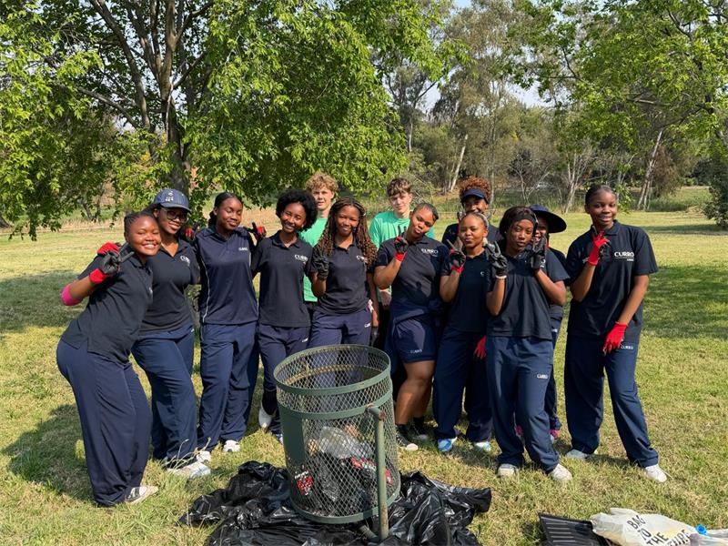 Curro Aurora learners make a visible difference by cleaning up Aries Park in Sundowner.