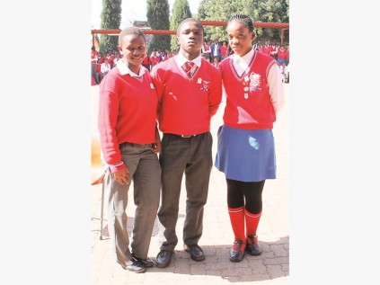 Grade 11 top achievers: Kgodisho Phasha, Thabang Mashabela and Anele Sigudu.
