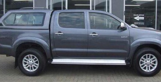 Mnr. Willem van der Berg se 3L Hilux bakkie, presies soortgelyk aan hierdie een, is Dinsdag in Gauteng gesteel.