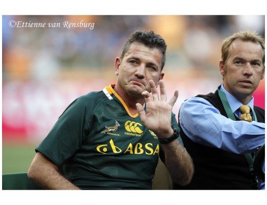 Van der Westhuizen groet die skare op Ellispark...FOTO: Ettienne van Rensburg.