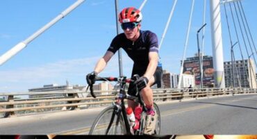 Cyclist competing in JoburgRide.