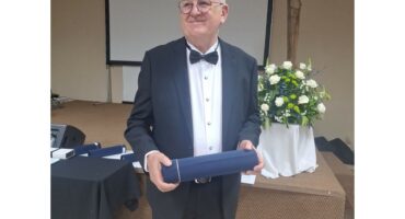 Meneer Geskiedenis Theo Ligthelm.