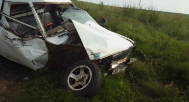 Seriously damaged vehicle.