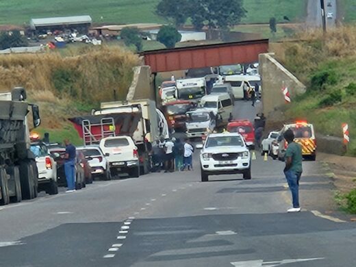 R555, WITBANK, MIDDELBURG, ACCIDENT, CRANE, TAXI