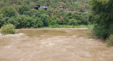 The water level is extremely high at Olifants River Lodge.