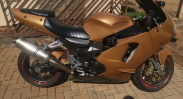 kawasaki, motorfiets, gesteel,