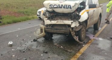 A photo of a white bakkie damaged in an accident.