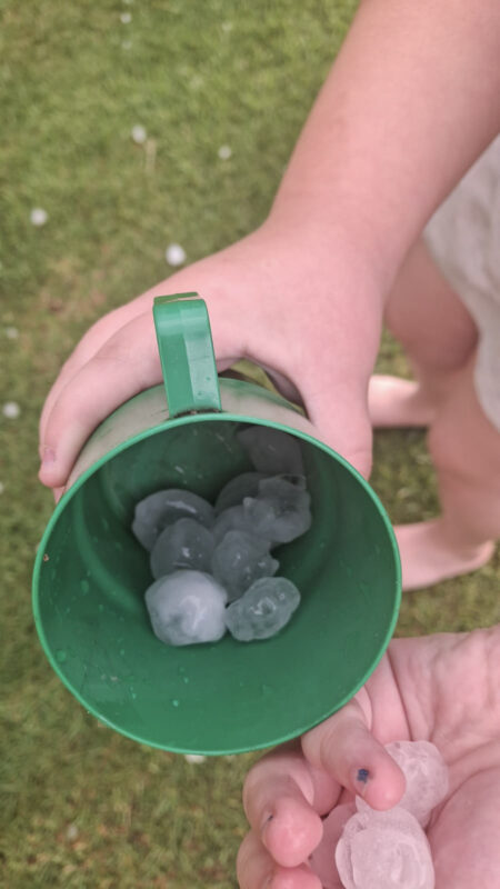 Residents from Dennesig, Mineralia and Aerorand shared photo's of the severe hailstorm, this afternoon in Middelburg. Photo: Supplied.