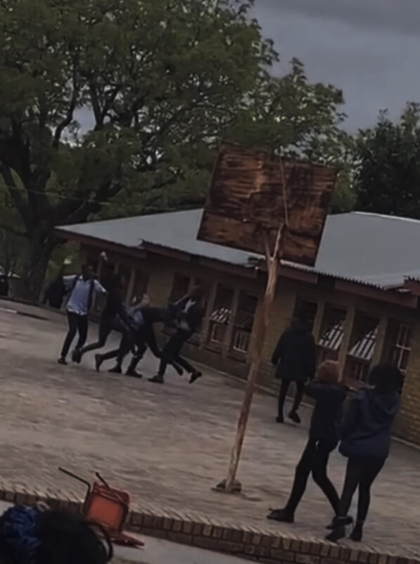 A Screenshot from the violent school fight caught on camera at Kamhola High School in Emjindini near Barberton. Photo: Screanshot