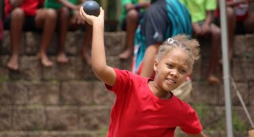 Shotput photo of a daughter taken at Laerskool Dennesig.interhouse