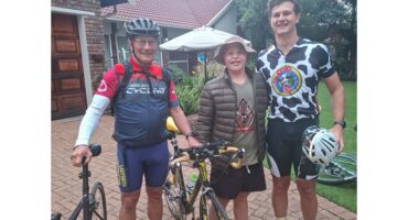 Fiets uithourit vir liefdadigheid stu voort.