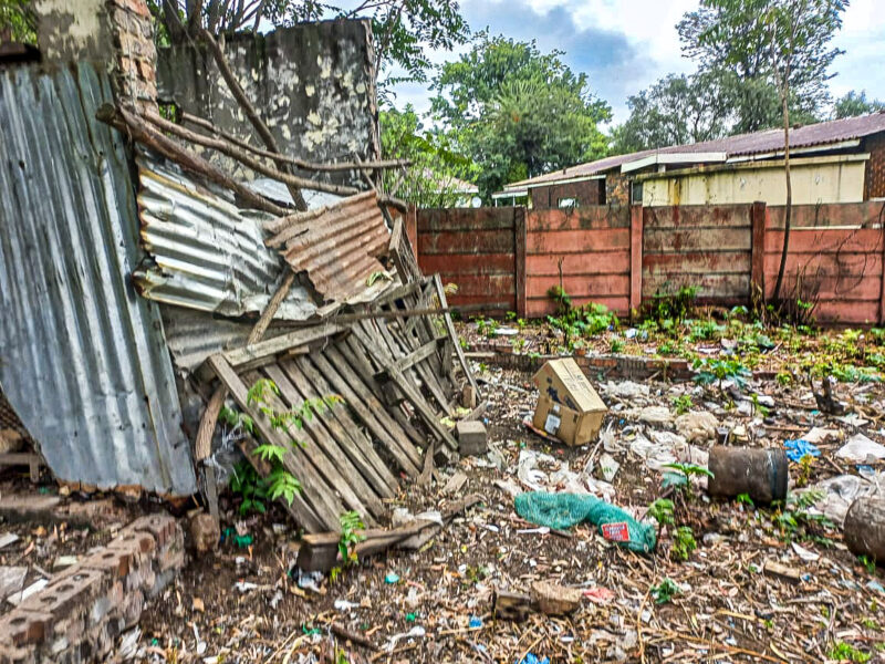 Koornfontein residents raise alarm over pigs kept near homes and water source.SPCA notice issued. Health and animal welfare