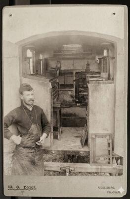 KORPORAAL WILLIAM GEORGE POCOCK BY DIE DRUKPERS WAAROP DIE EERSTE MIDDELBURG HERALD GEDRUK IS – IN 1908 KOOP OH FREWIN DIE DRUKPERS (FOTO: TANIA KOK/TIAN SCHUTTE)