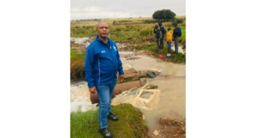 NASARET, MIDDELBURG, NEW YEARS DAY DROWNING, GIRL, RIVER, SWEPT AWAY, PROMISED BRIDGE