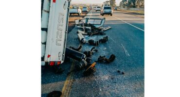 Driver overturns vehicle to avoid schoolchildren in N11 crash earlier today.