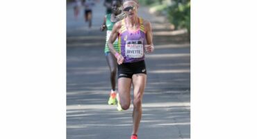 Irvette aan die hardloop.