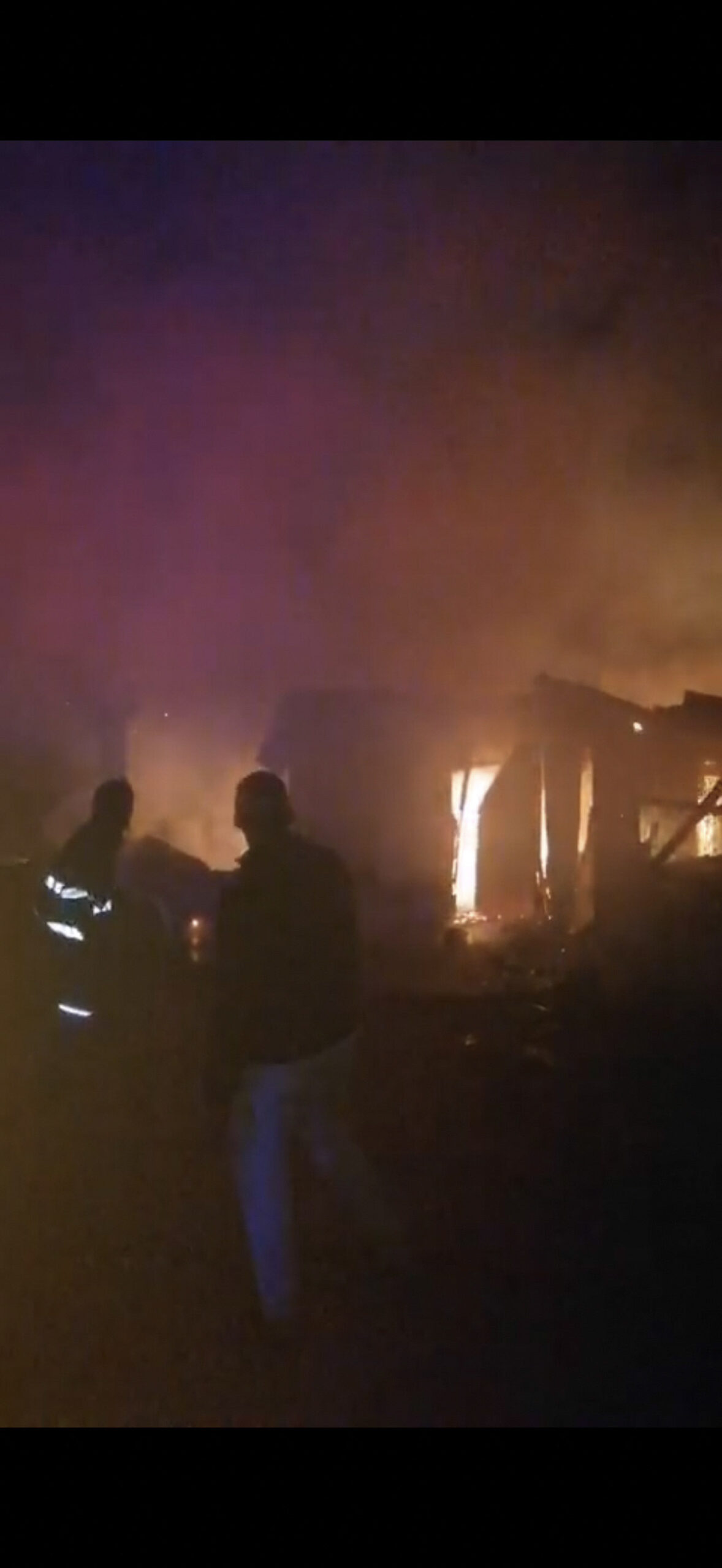 emakhazeni, fire, middelburg, belfast, buckets, settlement,