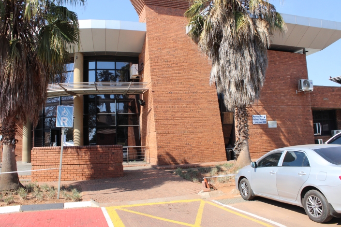 esidents across Middelburg are being turned away after the Steve Tshwete Licensing Department was closed due to a NEHAWU strike.