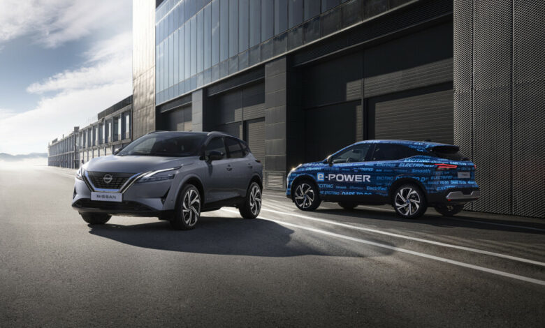 e-POWER and Qashqai e-POWER packshot 1