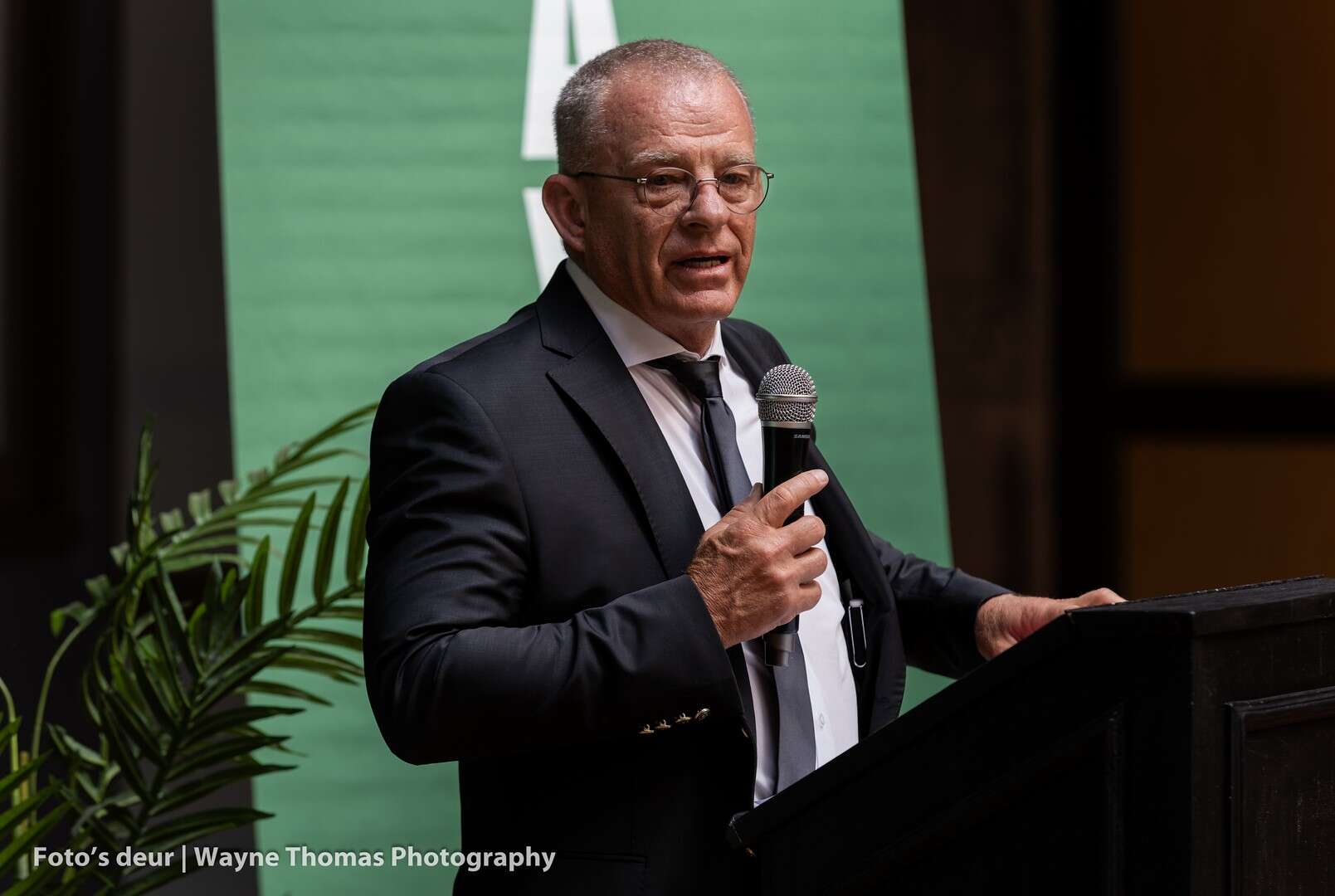 Advocate Gerrie Nel was one of the speakers during the No Guts No Glory seminar at the Olifants River Lodge on 12 September.
