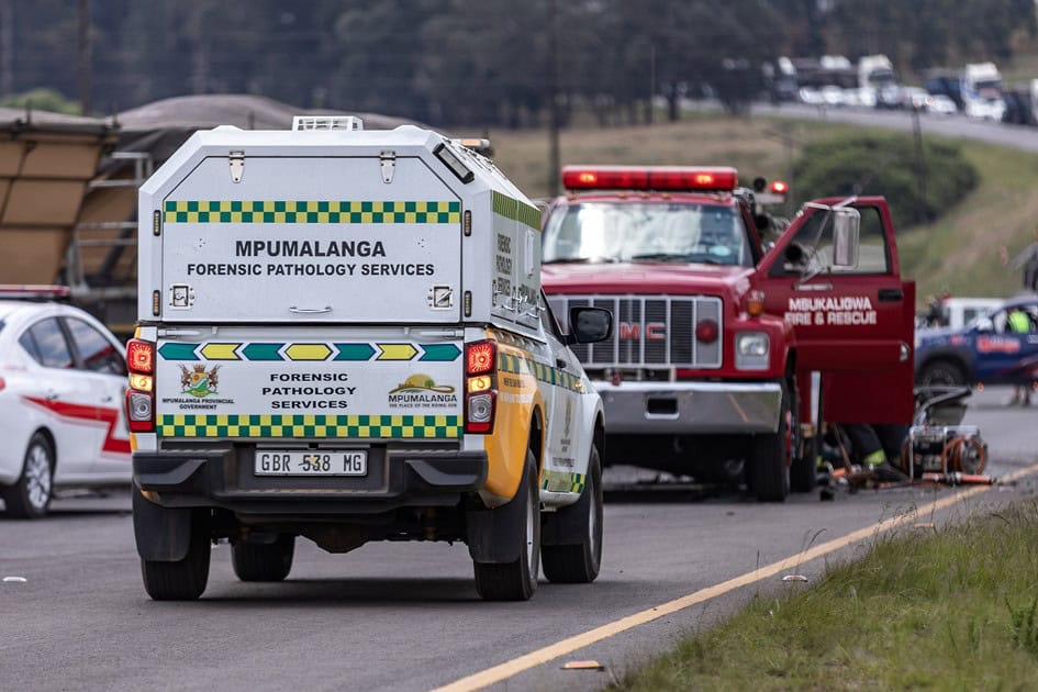 Pathology services arrive at N11 accident scene