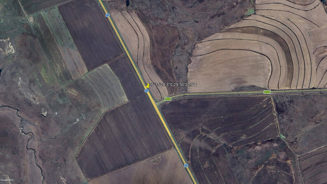 Google Earth satellite view marking incident location on N11 near R542 Breyten turn-off
