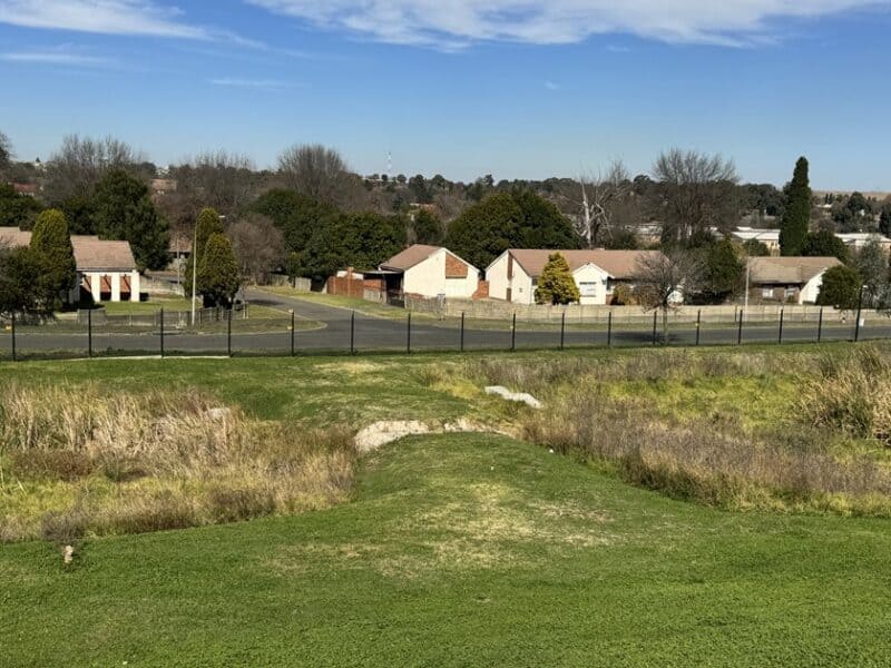 Closed dam system at Merino Mall wastewater facility with no external stream connection