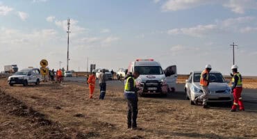 Emergency services respond to a collision involving a bakkie and a light motor vehicle on the N2 between Ermelo and Piet Retief.
