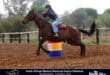 Hannah-Leigh Potgieter en haar perd, Relish, maak ’n draai tydens die nasionale Western Mounted Games-byeenkoms in Parys.
