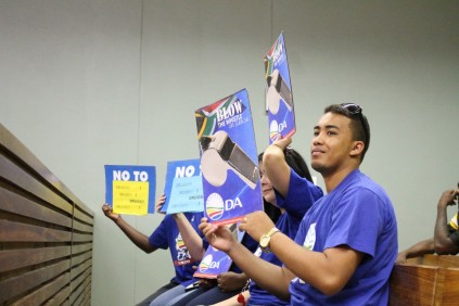 DA Councillors and members protested at court against drugs.