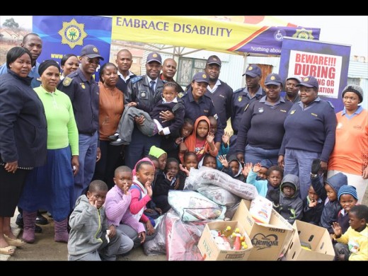 Cluster SAPS with Buhlebethu Srop-in Centre children.