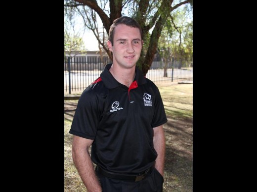 Steven Jacobs is ’n onderwyser by Hoërskool Oosterland en is vir die 0/21 Puma-rugbyspan gekies.