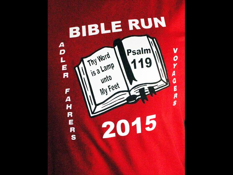 Motorfietsryers het almal dieselfde hemde gedra tydens die Bible Run op Saterdag, 3 Oktober.